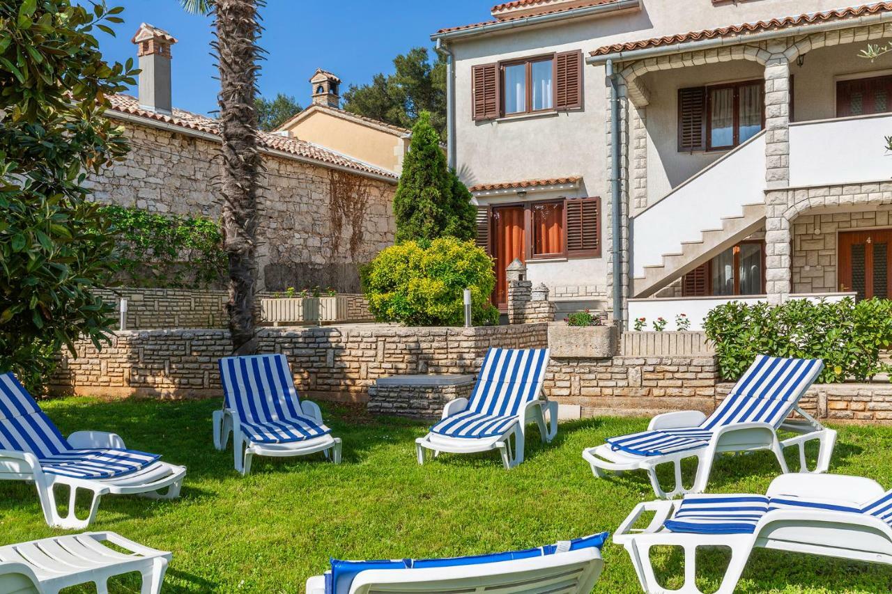 Apartments Rita Poreč Buitenkant foto