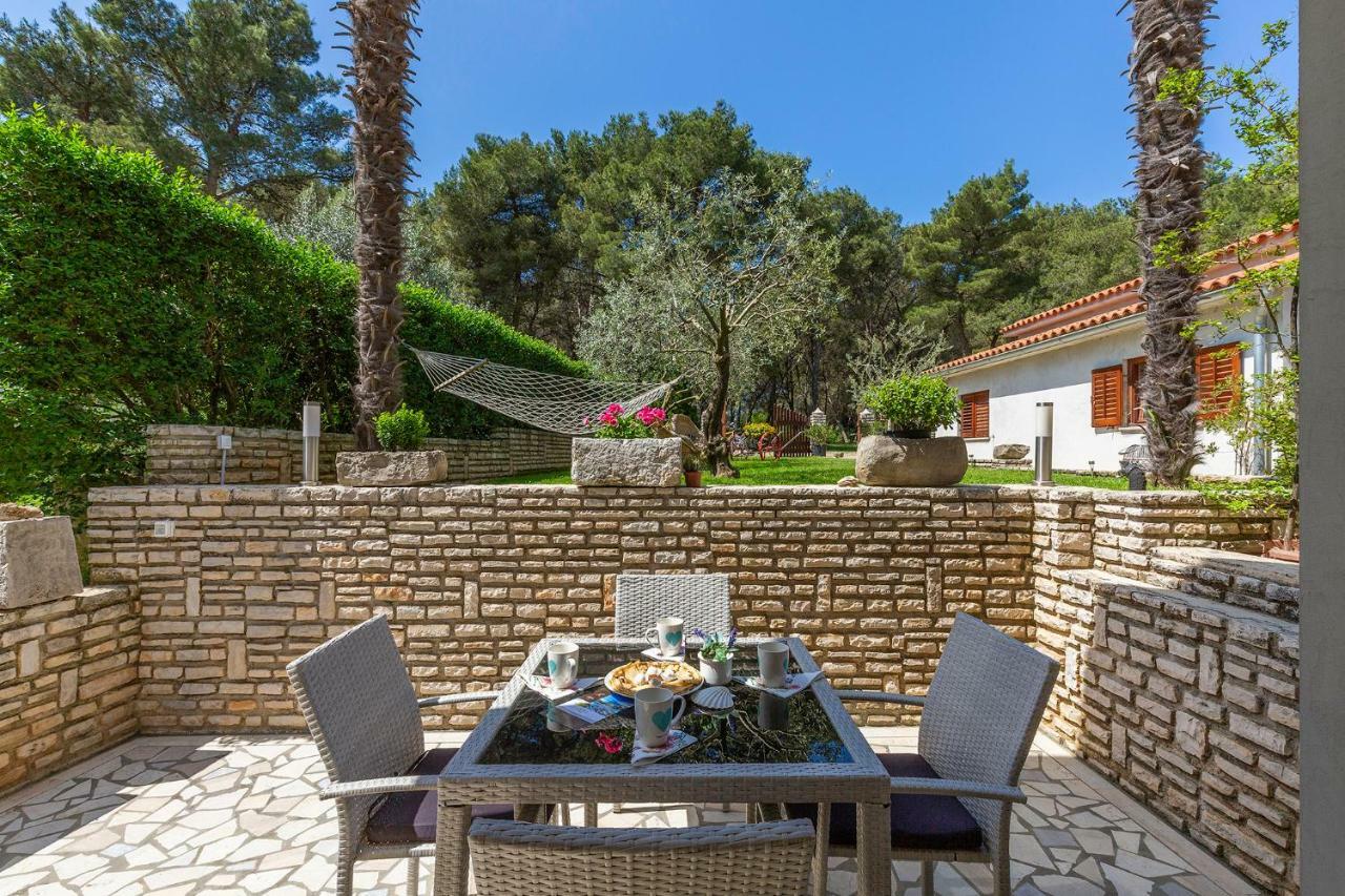 Apartments Rita Poreč Buitenkant foto
