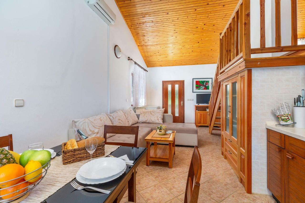 Apartments Rita Poreč Buitenkant foto