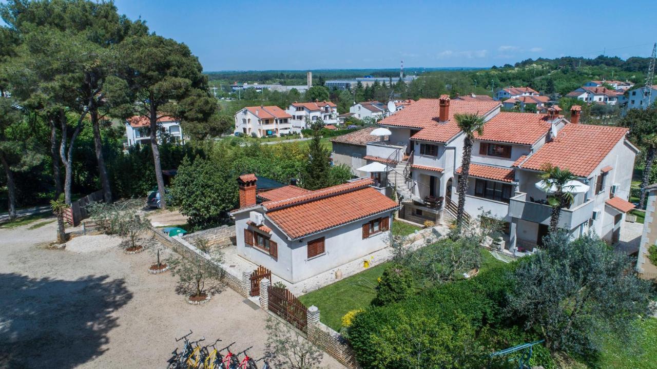 Apartments Rita Poreč Buitenkant foto