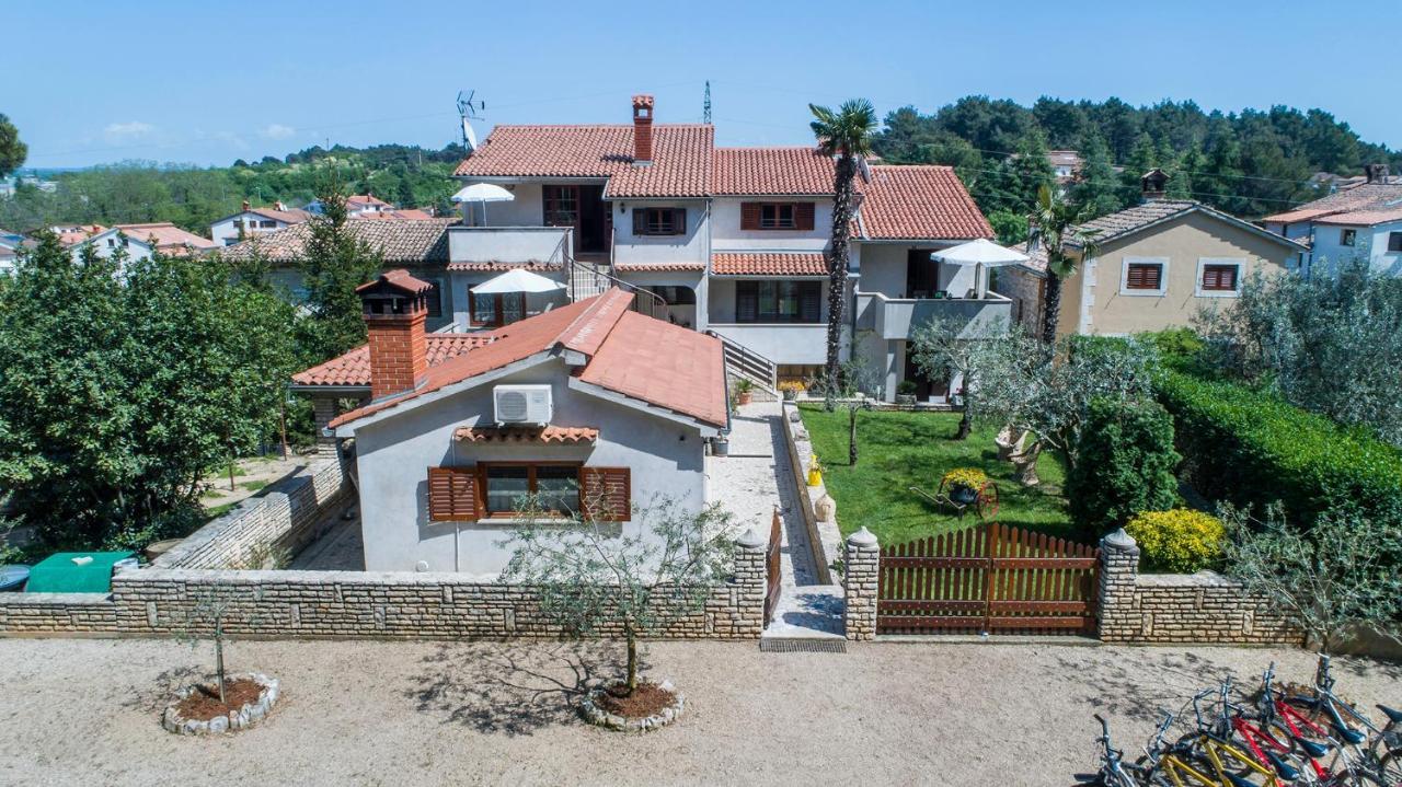 Apartments Rita Poreč Buitenkant foto