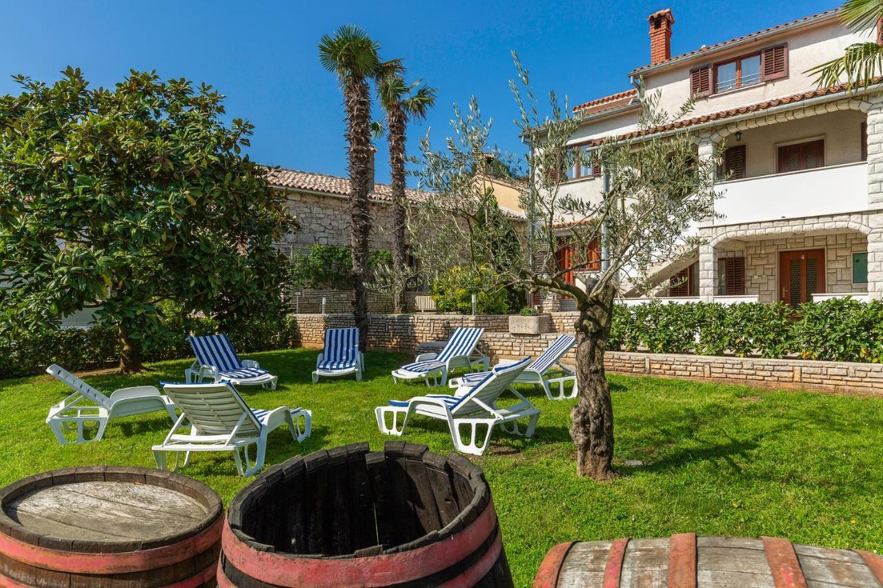Apartments Rita Poreč Buitenkant foto